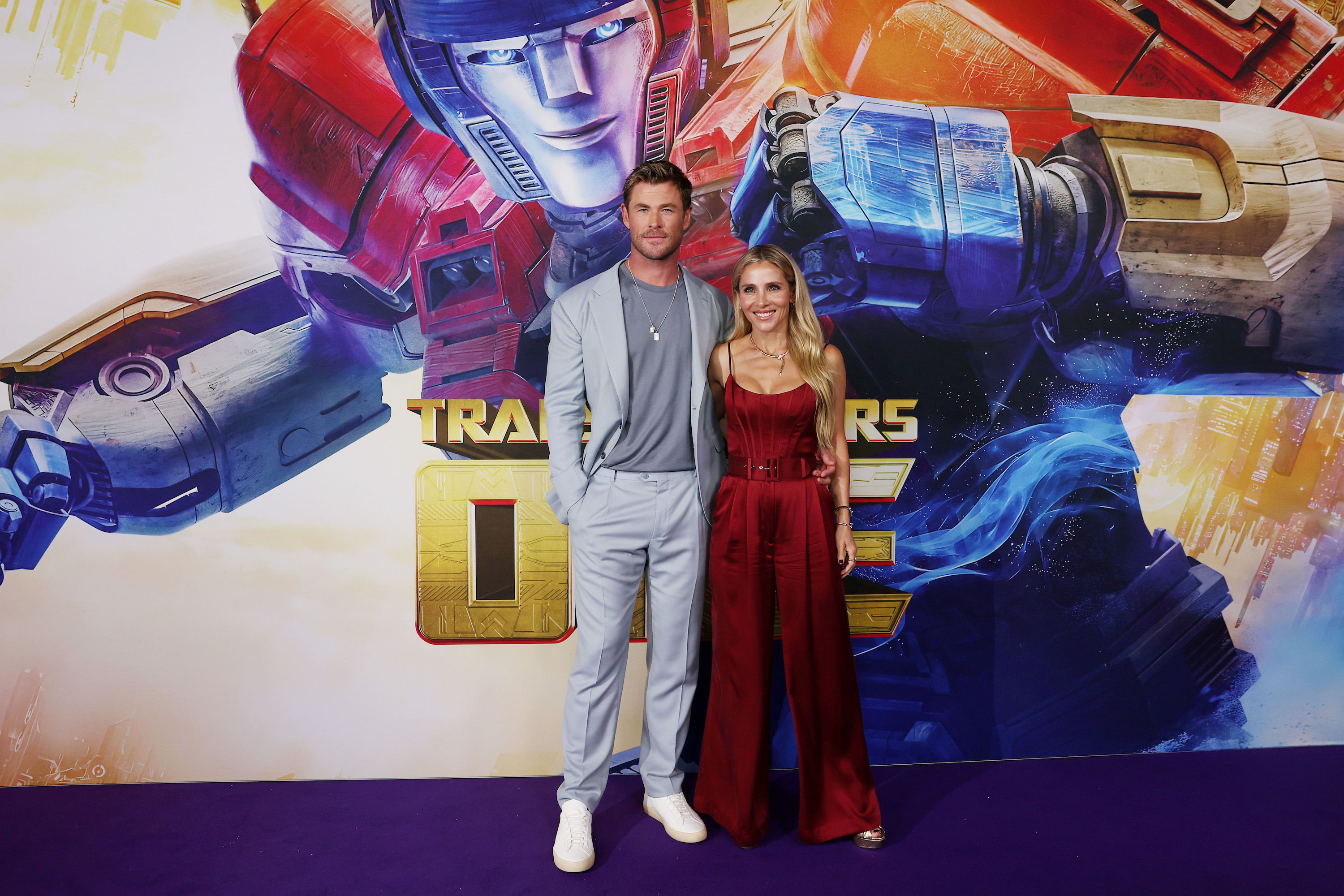 Chris Hemsworth relembra acidente hilariante de mensagens de texto com ex-namorada