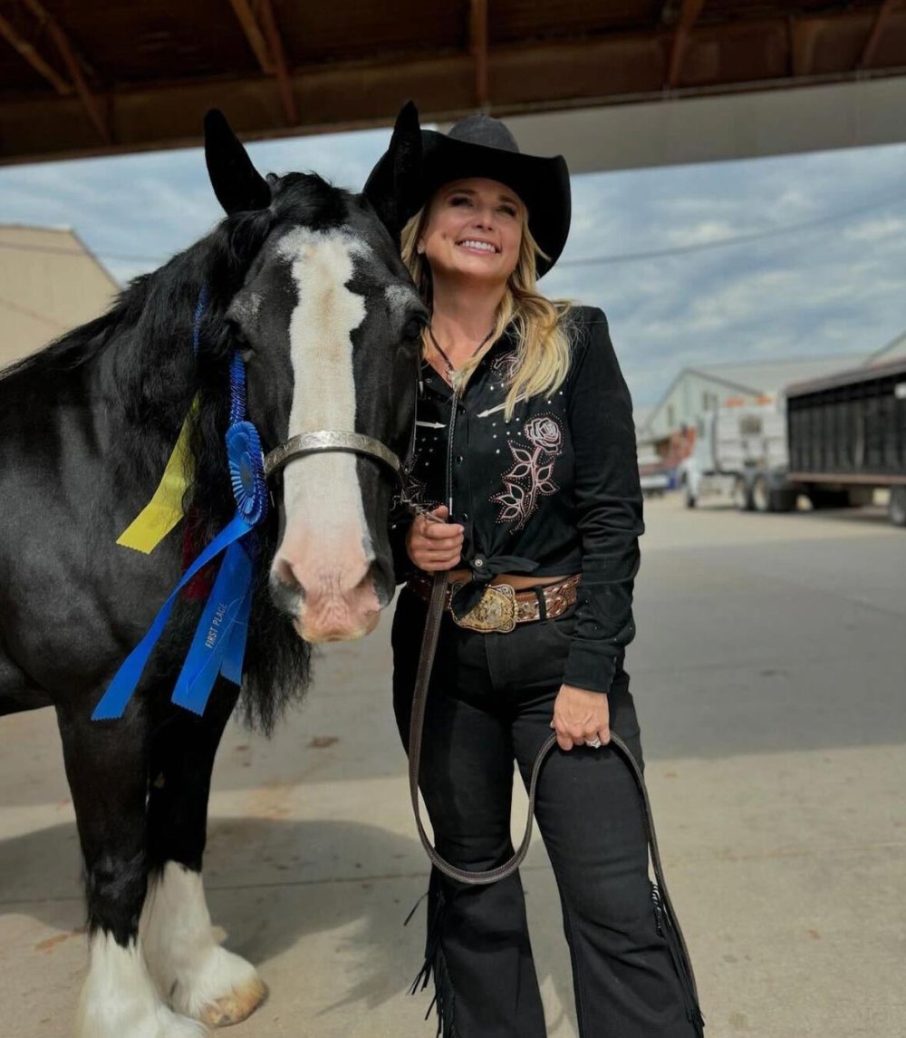 Miranda Lambert Celebrates Her Horses Winning Blue Ribbons