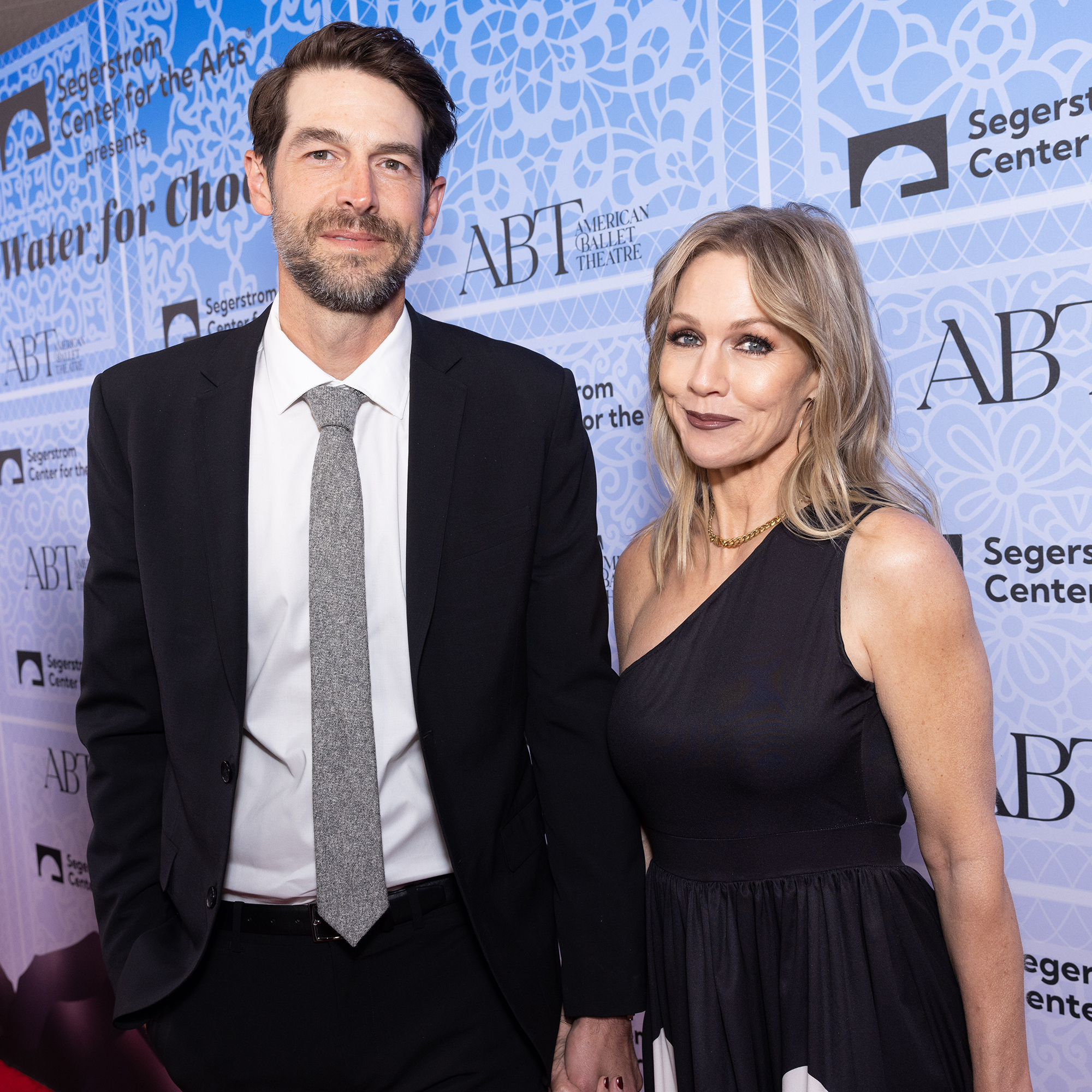 Jennie Garth Says IVF Journey Played a Part in 2018 Split From Husband Dave