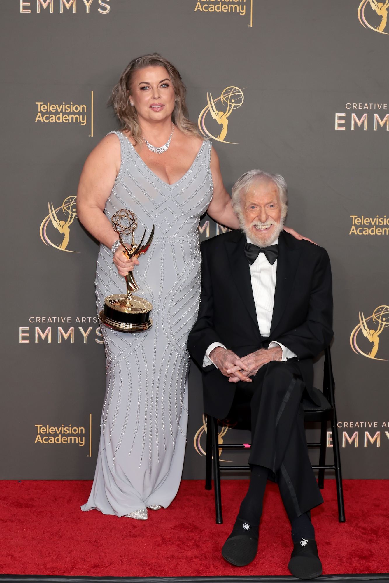 Dick Van Dyke nadal „szuka pracy” po zdobyciu nagrody Emmy w wieku 98 lat