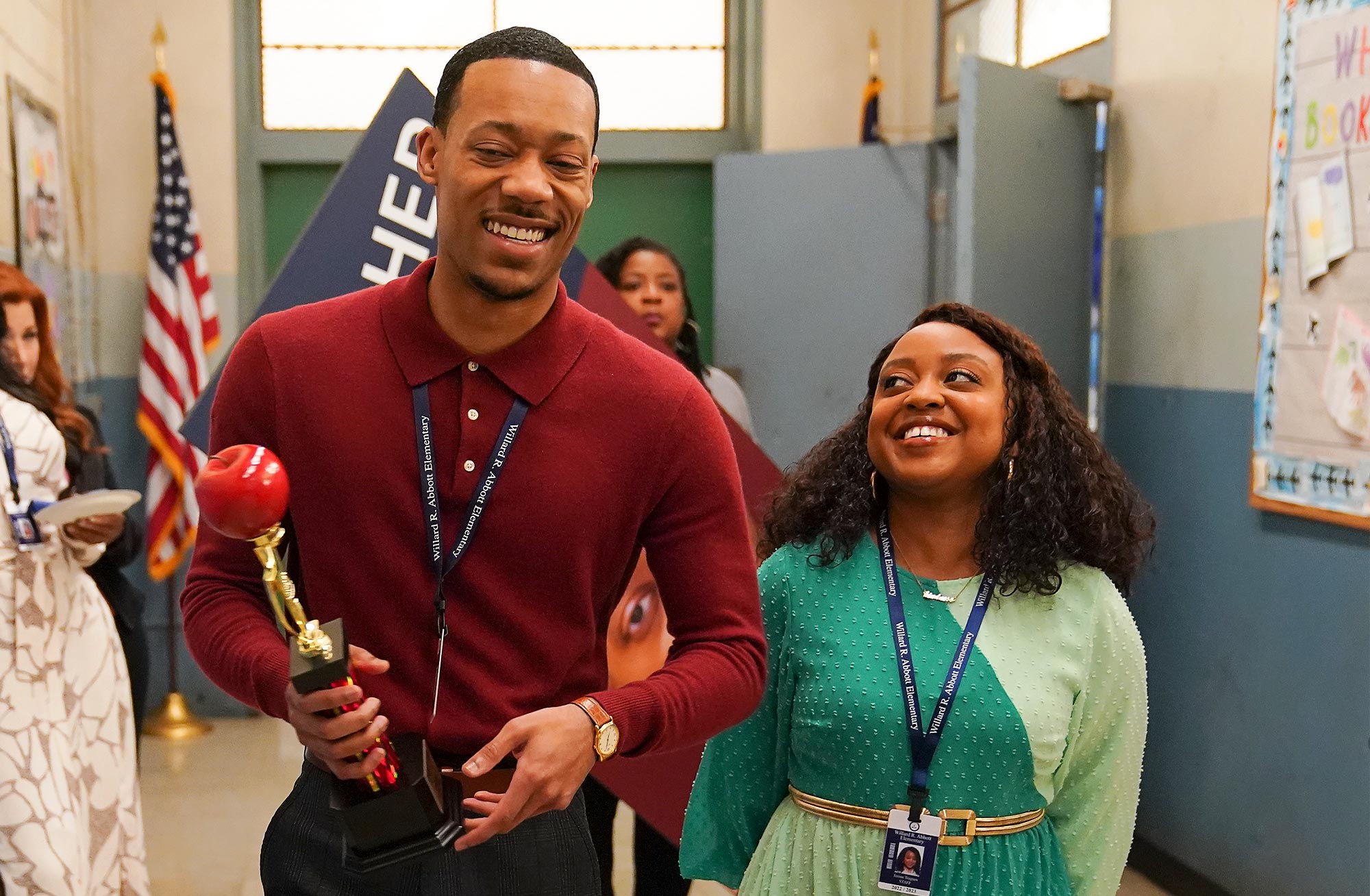 Tyler James Williams จาก Abbott Elementary คืนศรัทธาให้กับคู่รักทางทีวี