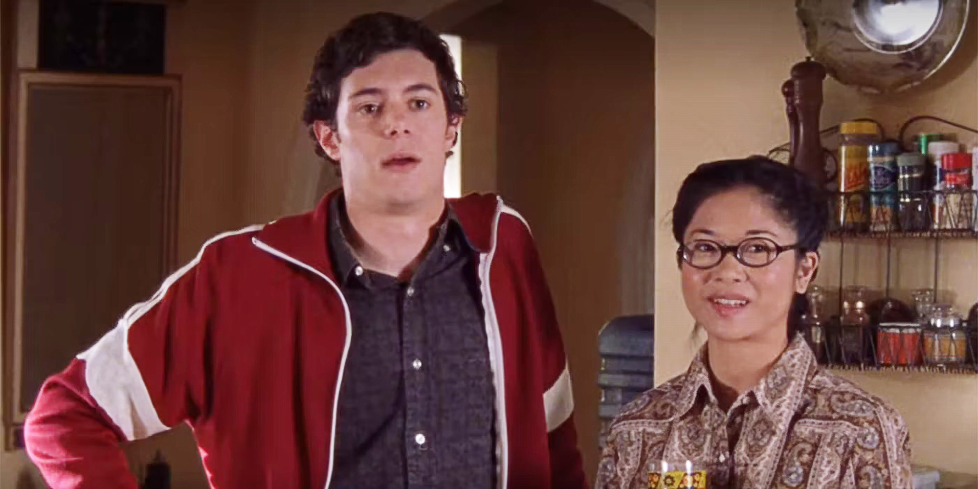 Adam Brody cree que Dave podría haber bombardeado con amor a Lane en 'Gilmore Girls'