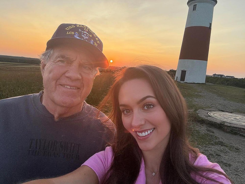 Bill Belichick s Girlfriend Jordon Hudson 24 Shares New Photos from Their Summer Adventures 189