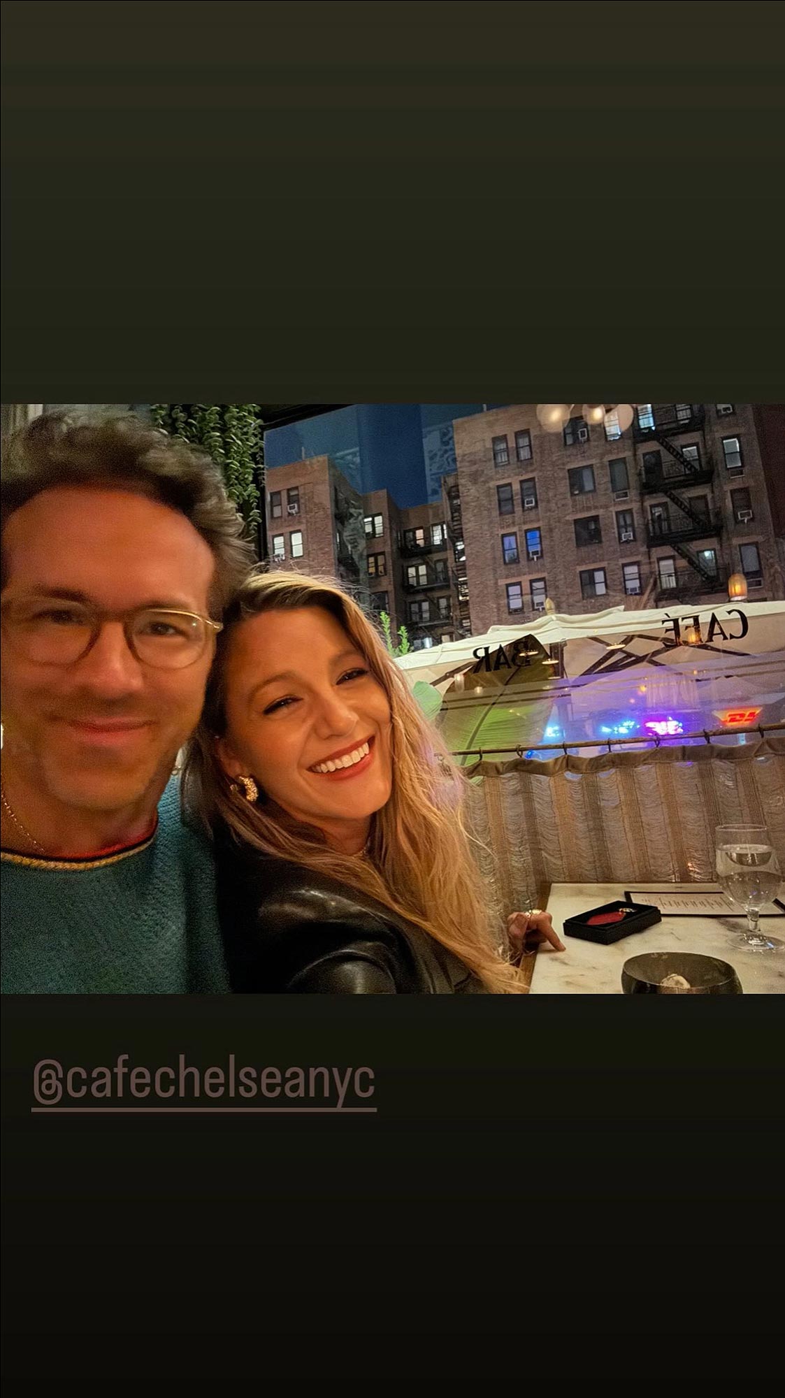 Blake Lively y Ryan Reynolds se ponen cómodos para una cita nocturna en Nueva York