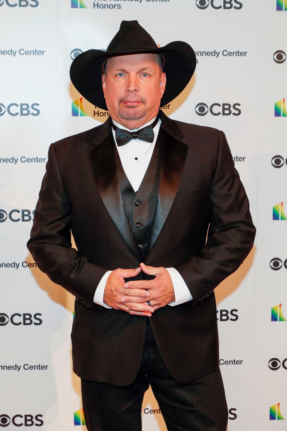 Garth Brooks Accused of Sexual Assault and Battery by Hairstylist 082