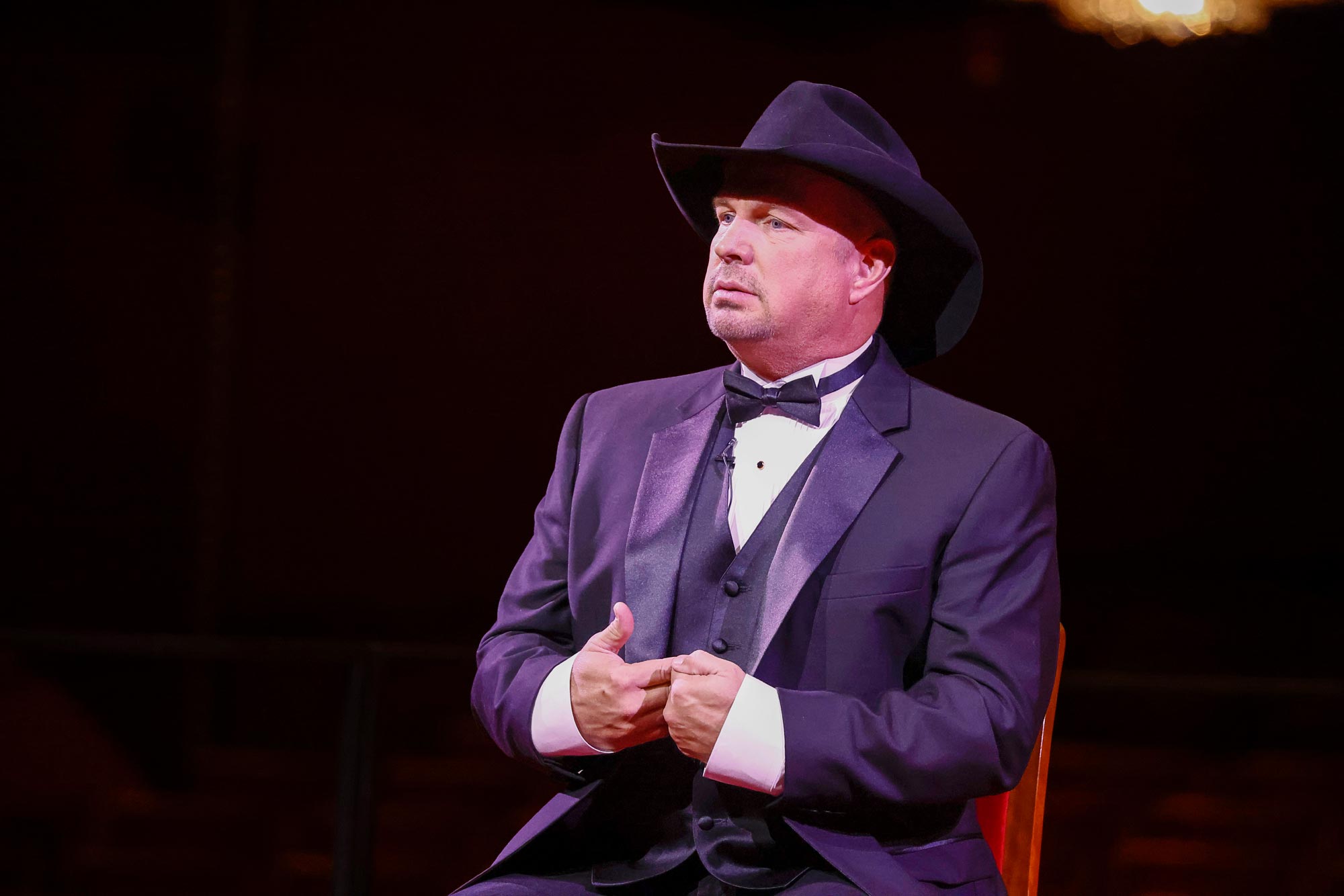 Garth Brooks Cinsel Saldırı ve Darp İddiaları Konusunda Sessizliğini Bozdu