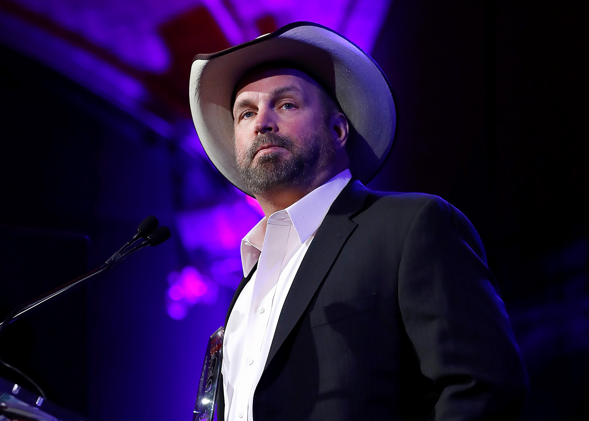 Nashville „schockiert“ über die Vorwürfe wegen sexueller Belästigung durch Garth Brooks: Quelle