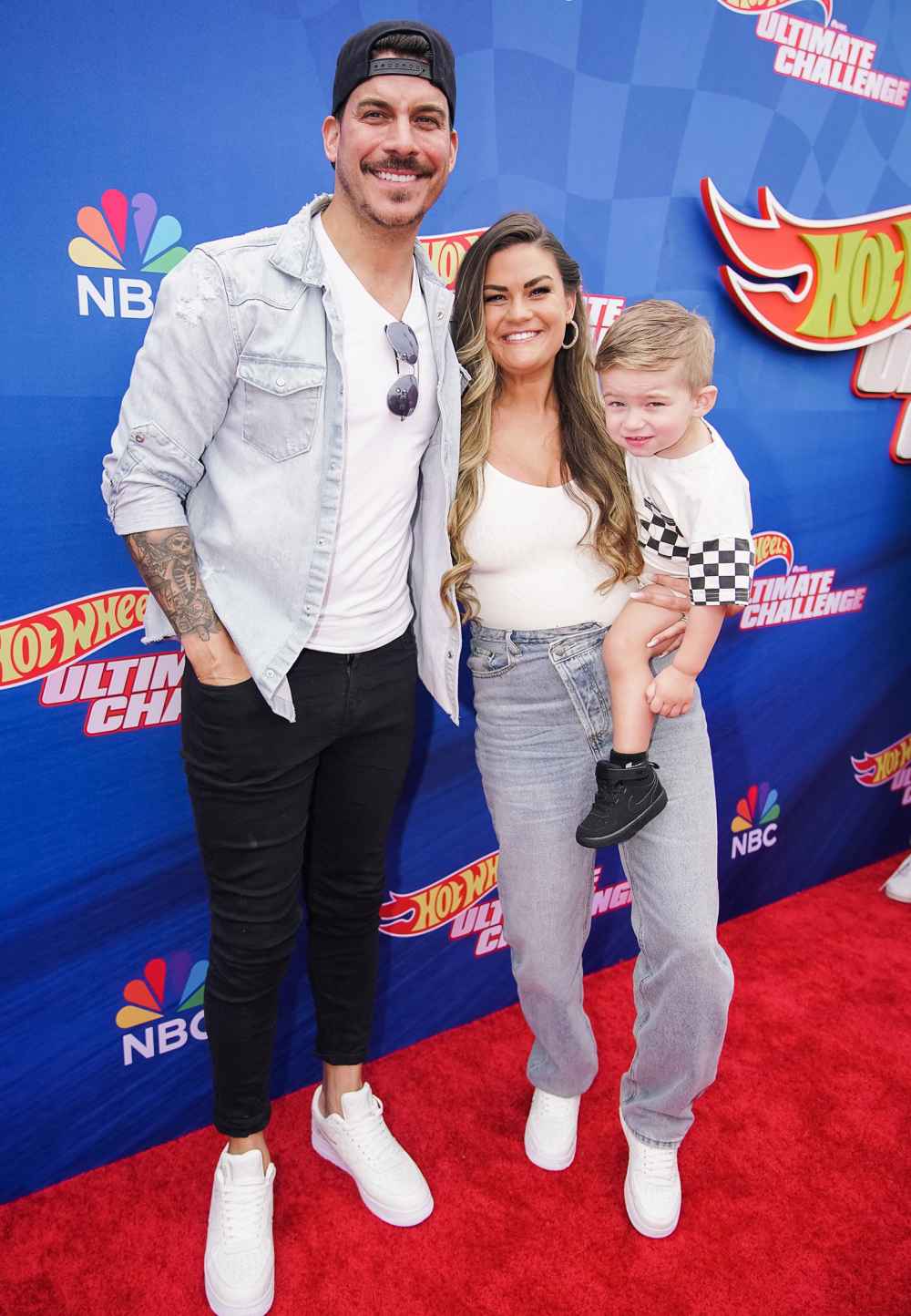 Jax Taylor hands sole custody of son Cruz to Brittany Cartwright 992