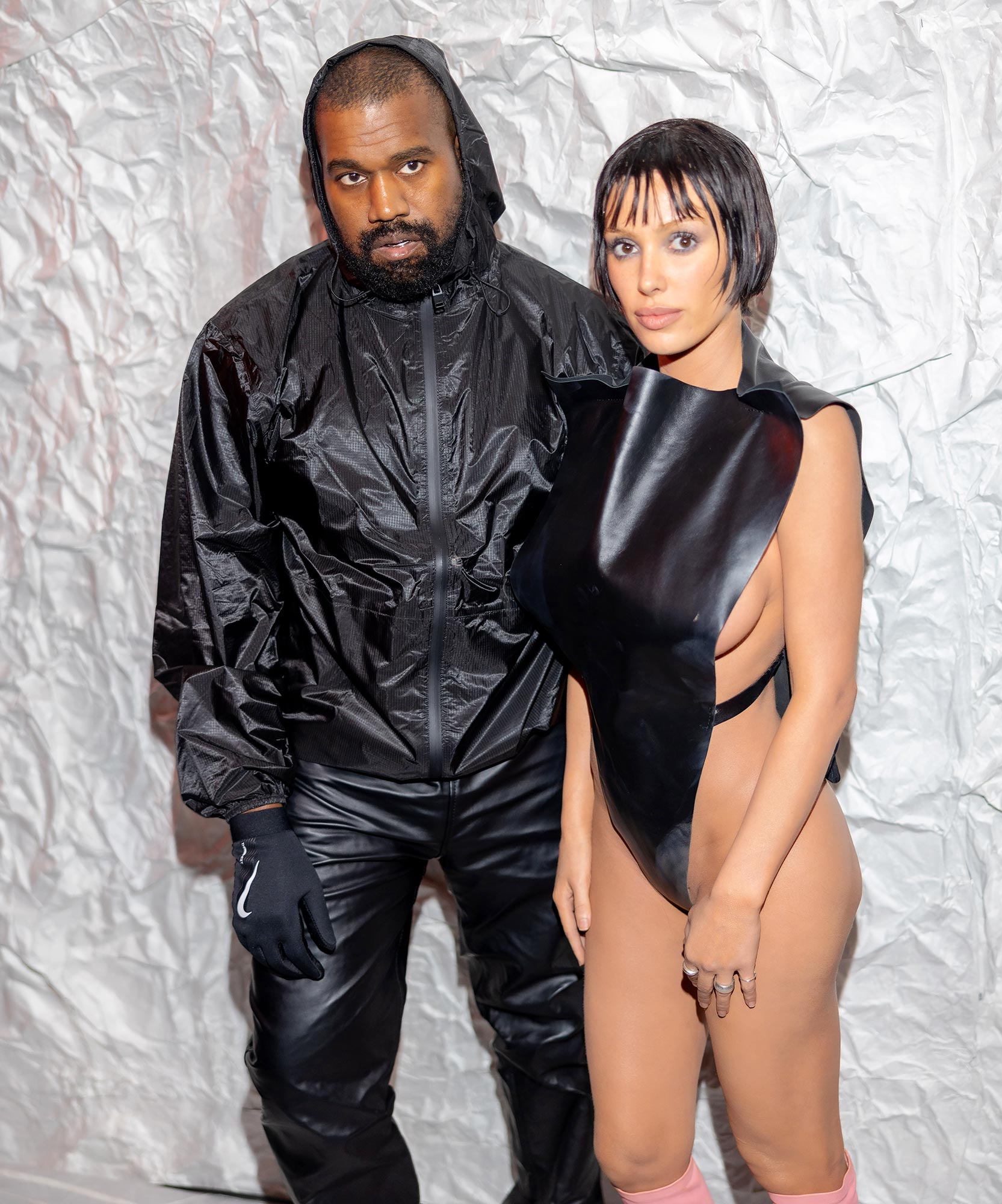 Kanye West i Bianca Censori przyłapani na pakowaniu się na PDA pośród plotek o rozstaniu