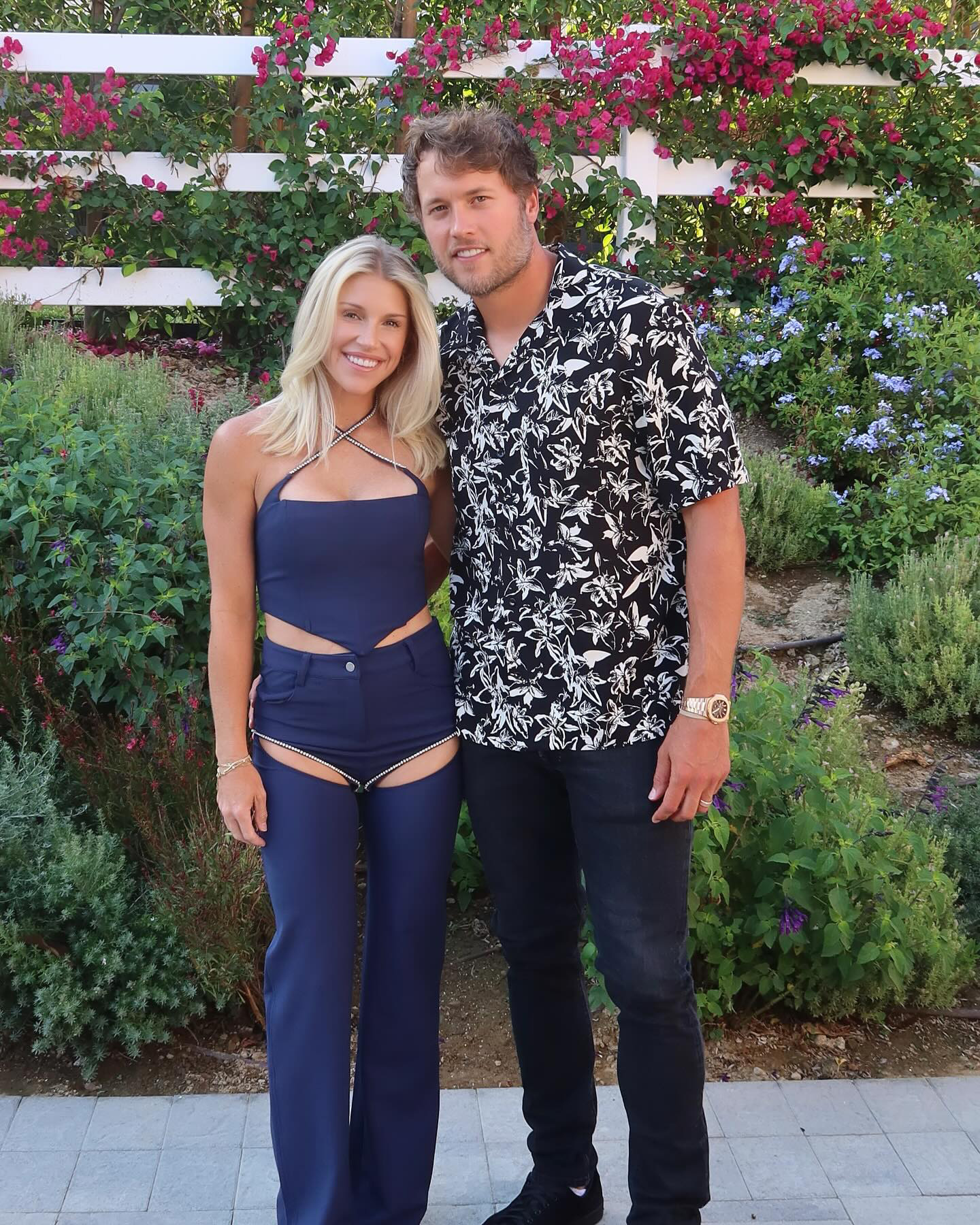 Kelly Stafford, Matthew Stafford'un Diğer QB'lerle Aynı Çağrıları Almadığını Söyledi