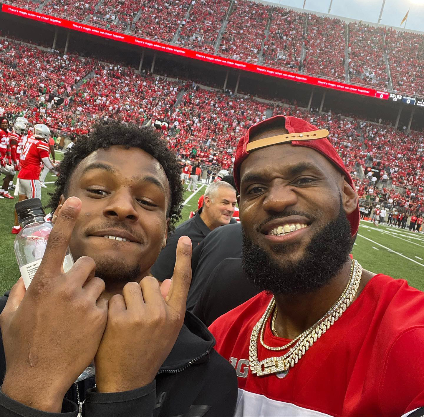 LeBron James tem ‘Pure Joy’ pelo filho Bronny James no Lakers Picture Day