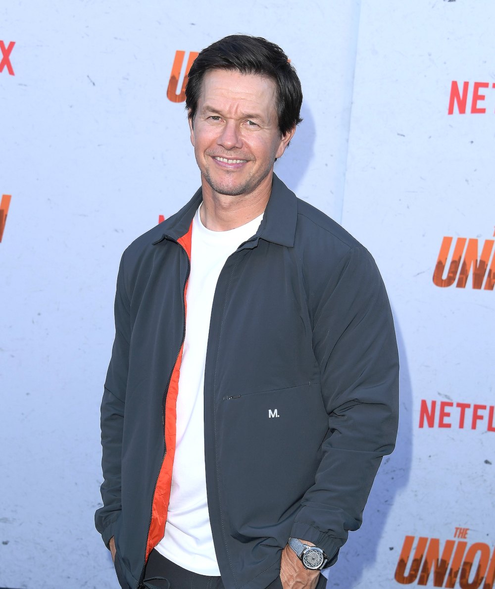 Mark Wahlberg Showers Naked