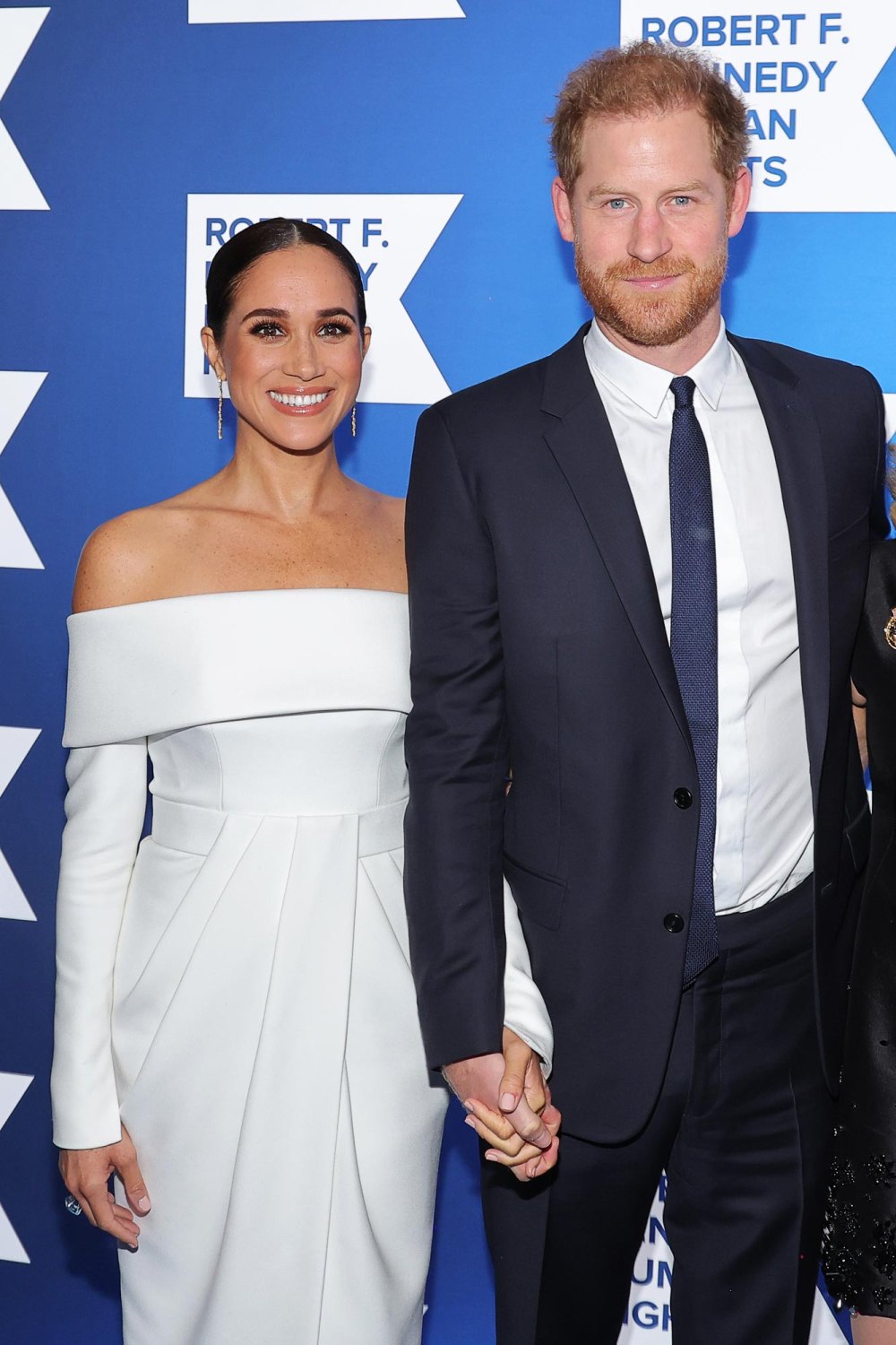 Príncipe Harry e Meghan Markle estão lá com a bem-educada Lili de Archie