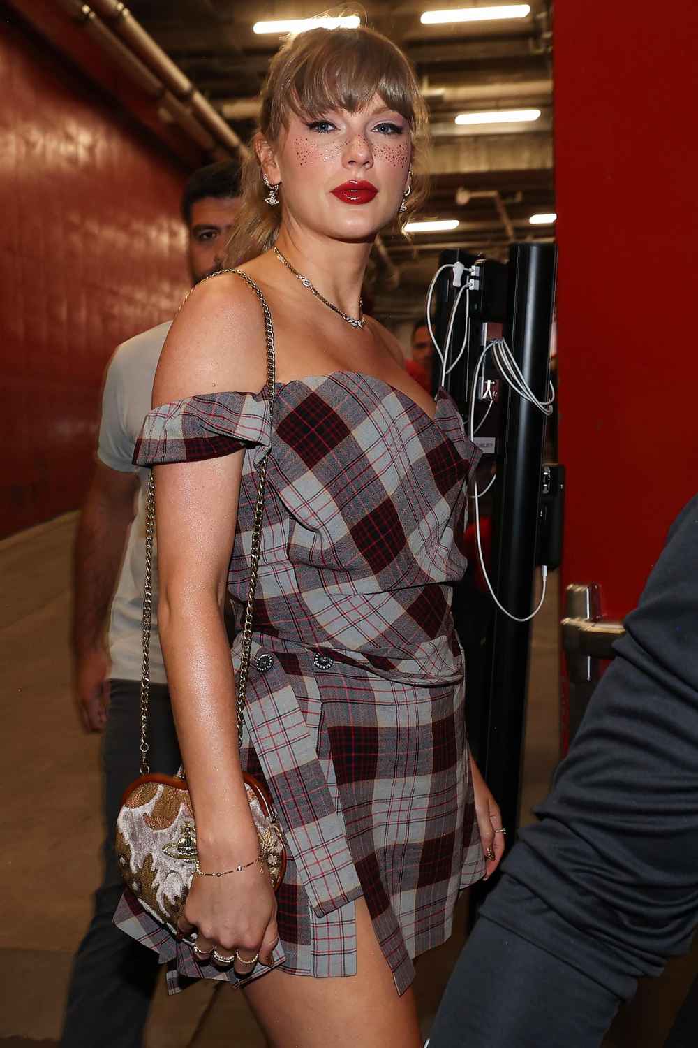 Taylor Swift latest game day style decoded 3