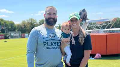 Kylie Kelce Cried for a Solid 30 Minutes When She Found Out 2nd Baby Was a Girl 040