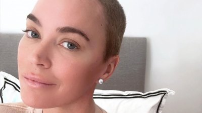 Feature Teddi Mellencamp Uses Lots of Makeup While Filming Hairless Cat