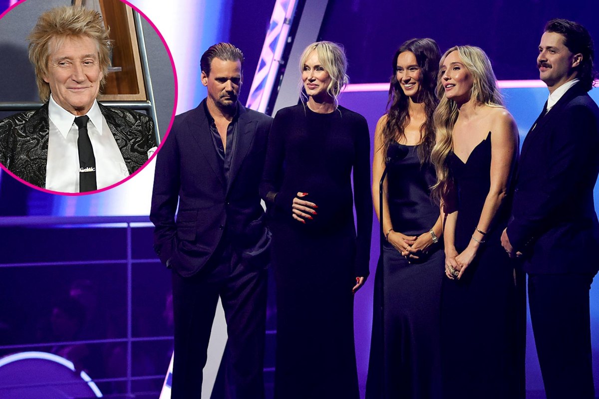 Rod Stewart s Children Have Surprise Reunion at 2025 AMAs to Present Him With Lifetime Achievement Award GettyImages-2217217691 2217210345