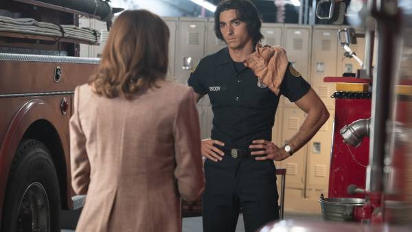 Taylor Zakhar Perez in Minx season 1