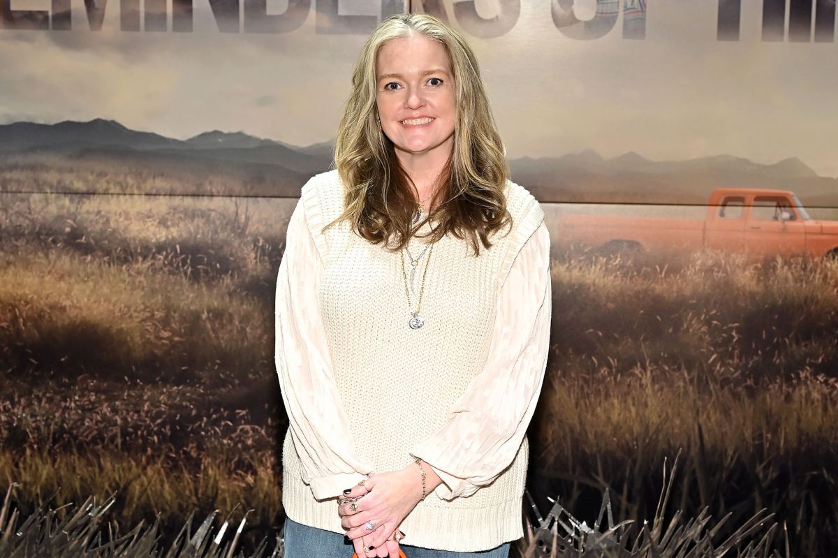 Feature Every Colleen Hoover Novel Getting the Hollywood Treatment