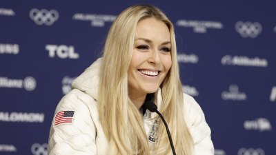 GettyImages-2259222701 lindsey vonn posts pull ups video