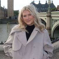 Katie Bates Bio