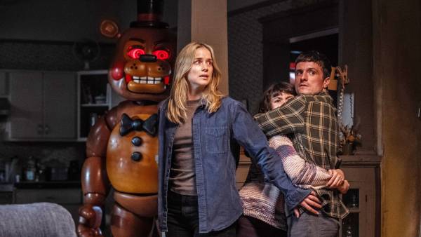 Toy Freddy, Elizabeth Lail, Piper Rubio and Josh Hutcherson in Five Nights at Freddy's 2