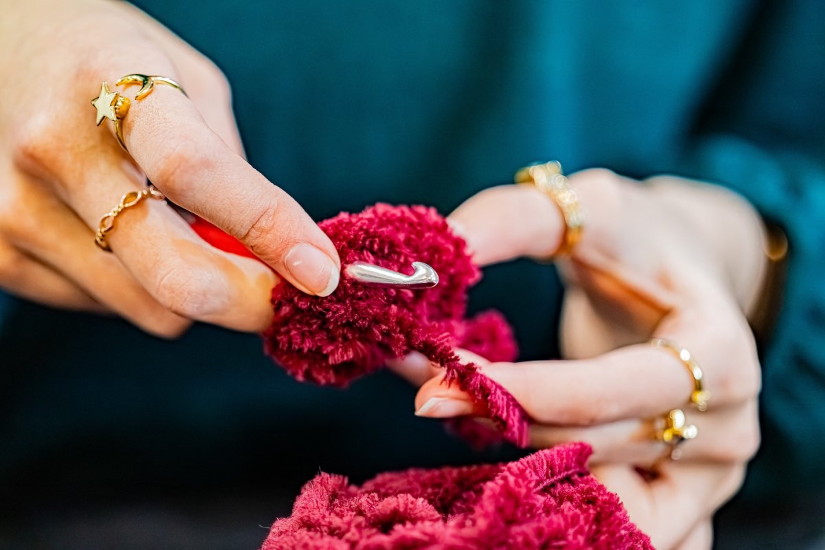 Hobby-Based Dating Explained: Why Gen Z Is Leaving Dating Apps for Real-Life Connections in 2026