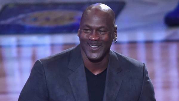 Michael Jordan Surprises His Former High School Teacher in Hospice Care