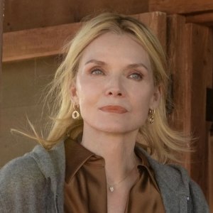 Michelle Pfeiffer Says 'The Madison' Set Didn't Have Bathrooms or Air Con