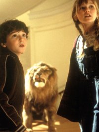 Bradley Pierce and Kirsten Dunst in Jumanji