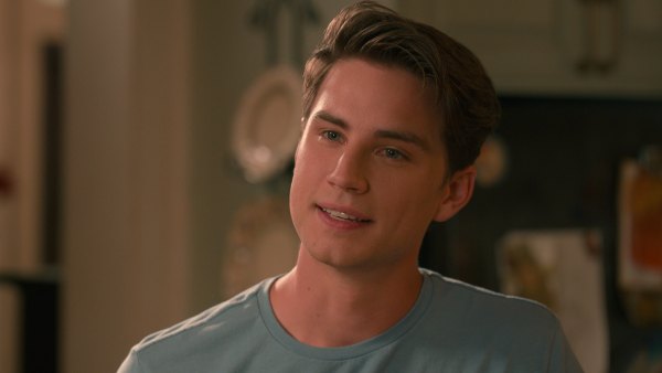 Carson Rowlands Next TV Role Revealed After Sweet Magnolias Exit Details