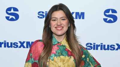 GettyImages-2262692615-Kelly-Clarkson-Shares-Sickening-Bathroom-Confession.jpg