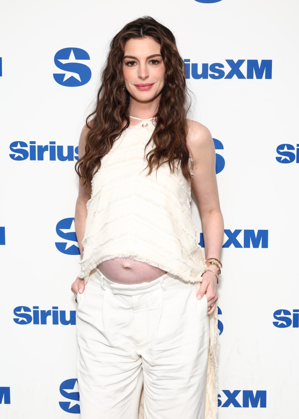 GettyImages-2286414814-Elon-Musk-Calls-Anne-Hathaway-a-Marionette.jpg