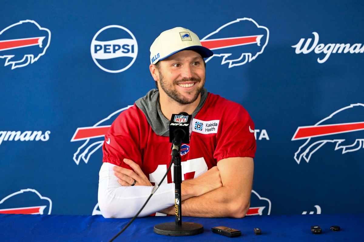 Josh Allen Breaks Down Talking About His Daughter Year Has Been So Different