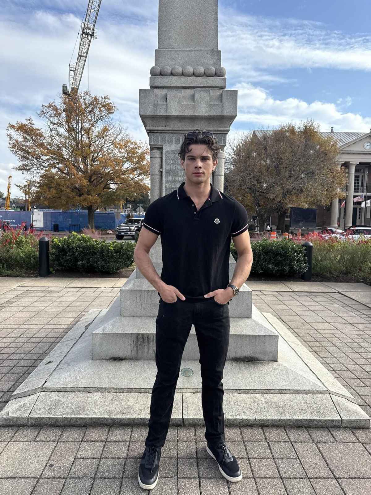 Influencer Clavicular Wrestled to the Ground and Told Hes Under Citizens Arrest in Shocking Video