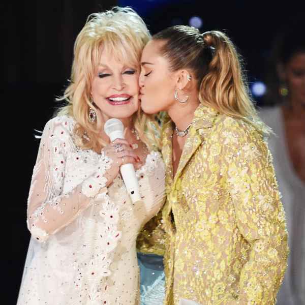 Miley Cyrus Reacts to Dolly Parton's Death