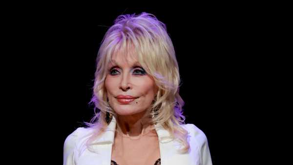 CNN Apologies to Dolly Parton's Family After Using Picture of Vegas Impersonator During Death Coverage