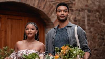 Halle Bailey, Rege-Jean Page in You, Me & Tuscany