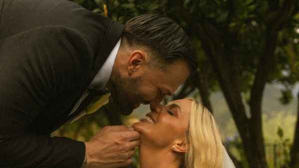 Feature Ultimatum Casey Douglass and David Atkinson Marry in Intimate Italian Wedding