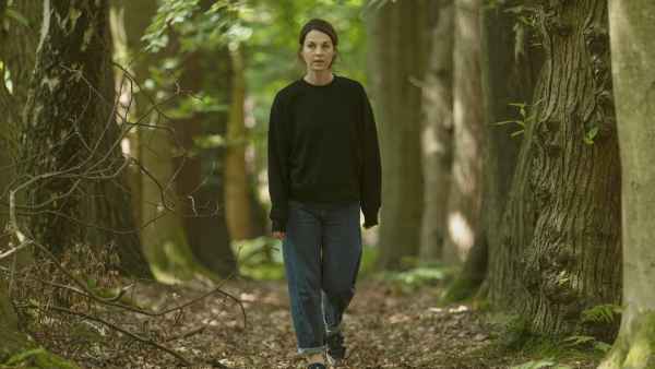 Jessica Raine in The Devil's Hour