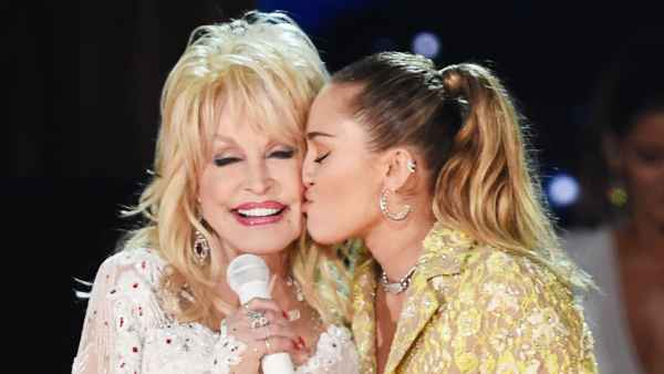 Dolly-Parton-and-Miley-Cyrus-GettyImages-1097571310
