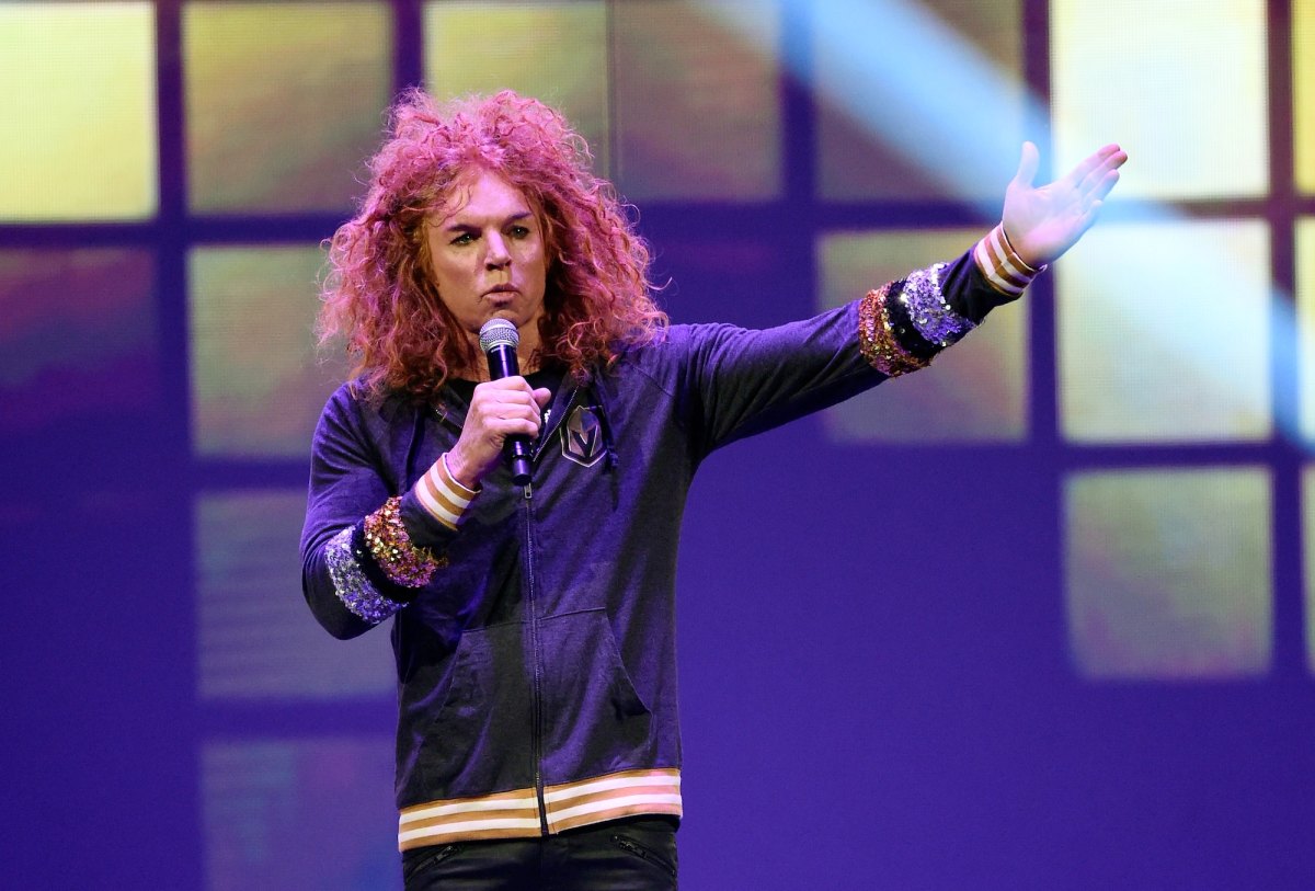 Carrot Top Returns to Stage in Las Vegas After Alleged Suicide Attempt