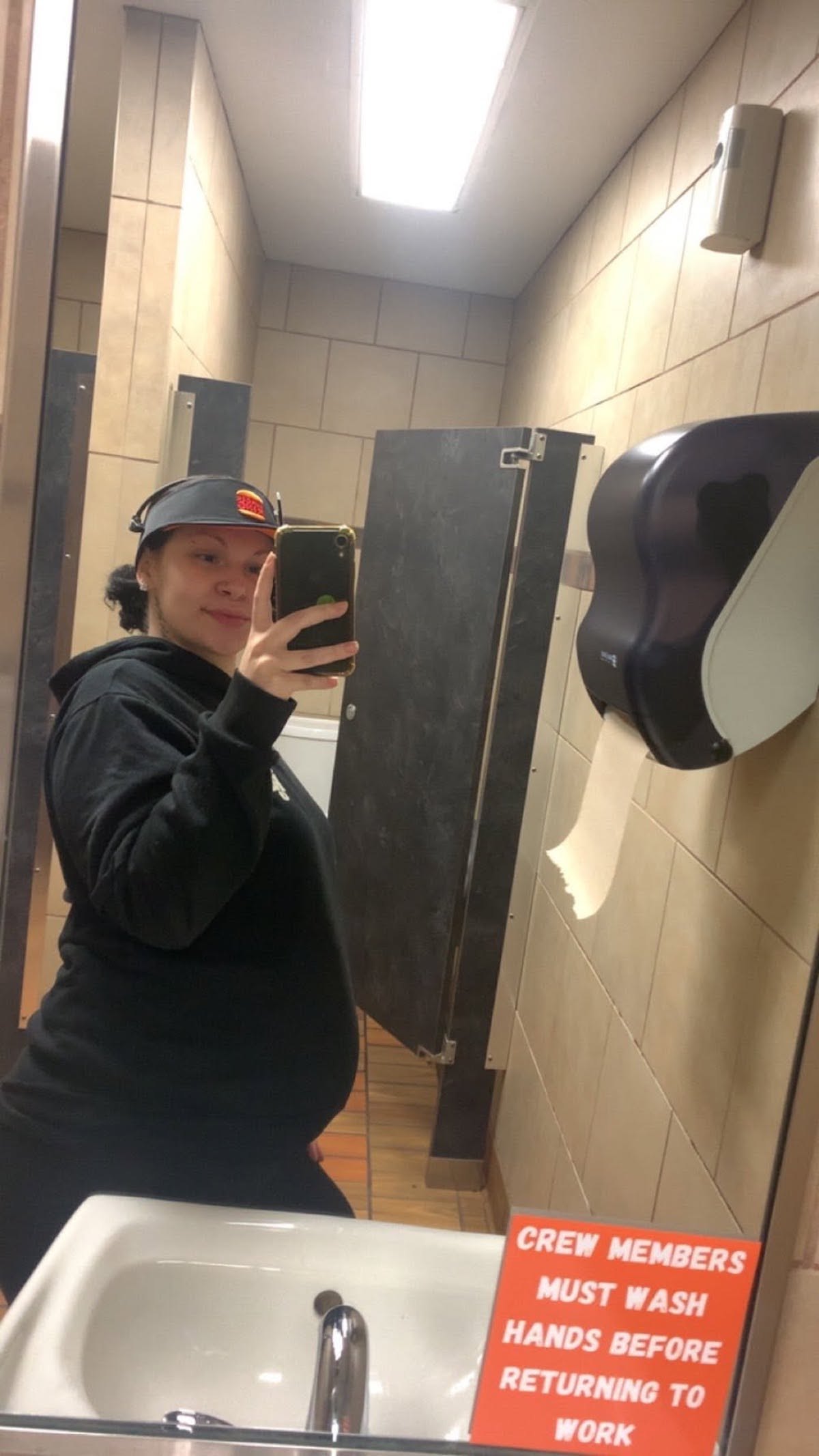 Pregnant Woman Was Excited for 'Blessing' Baby Before Grandpa Killed Her, 7 Others in Murder-Suicide