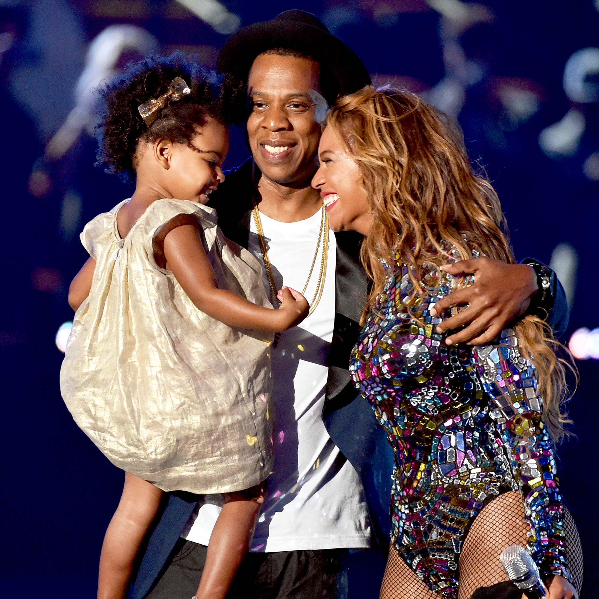 Beyonce Welcomes Twins What She S Said About Motherhood