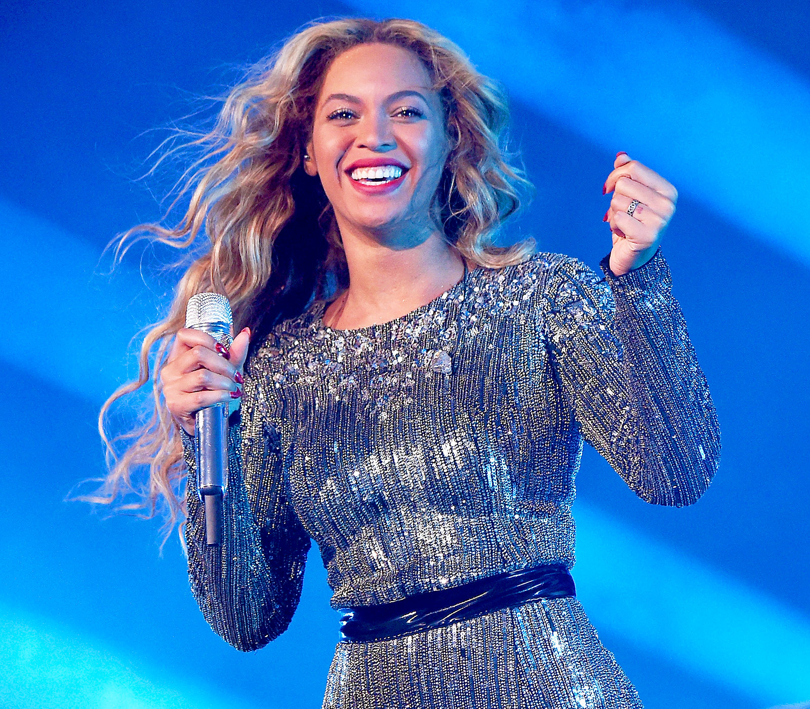 Super Bowl: Beyoncé 'Formation' Halftime Show — Watch