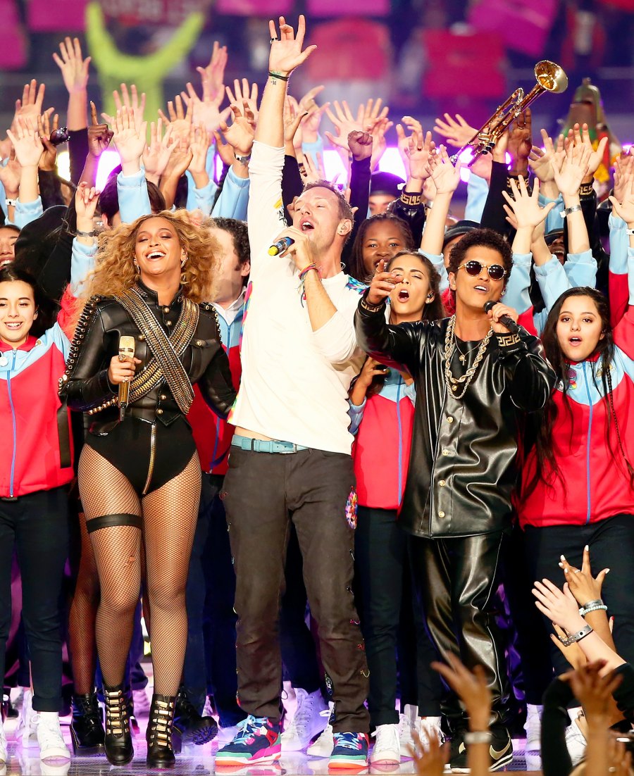 Beyoncé, Coldplay & Bruno Mars Replay Iconic Halftime Shows - E