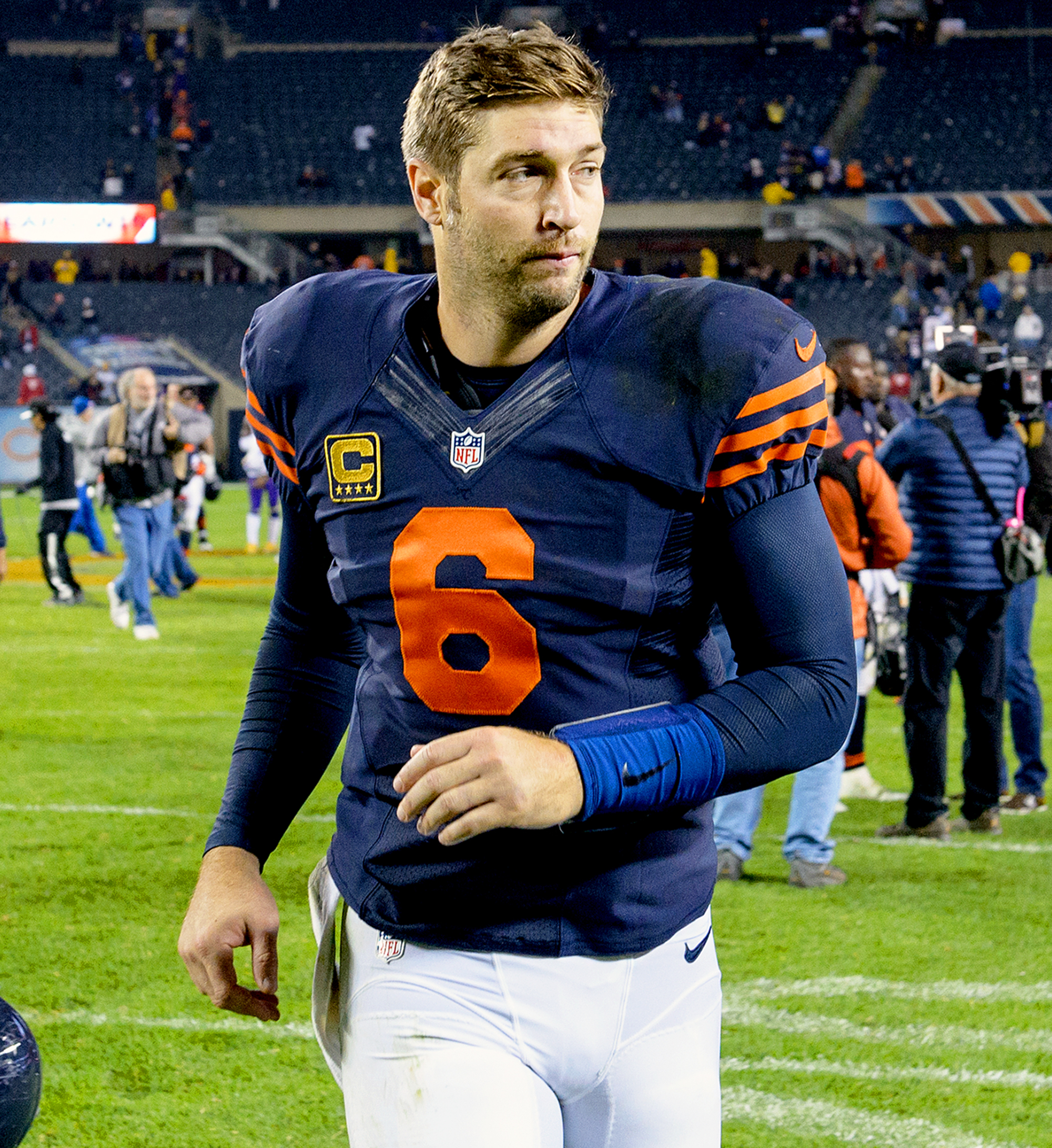 JAY CUTLER CUSTOM CHICAGO BEARS JERSEY