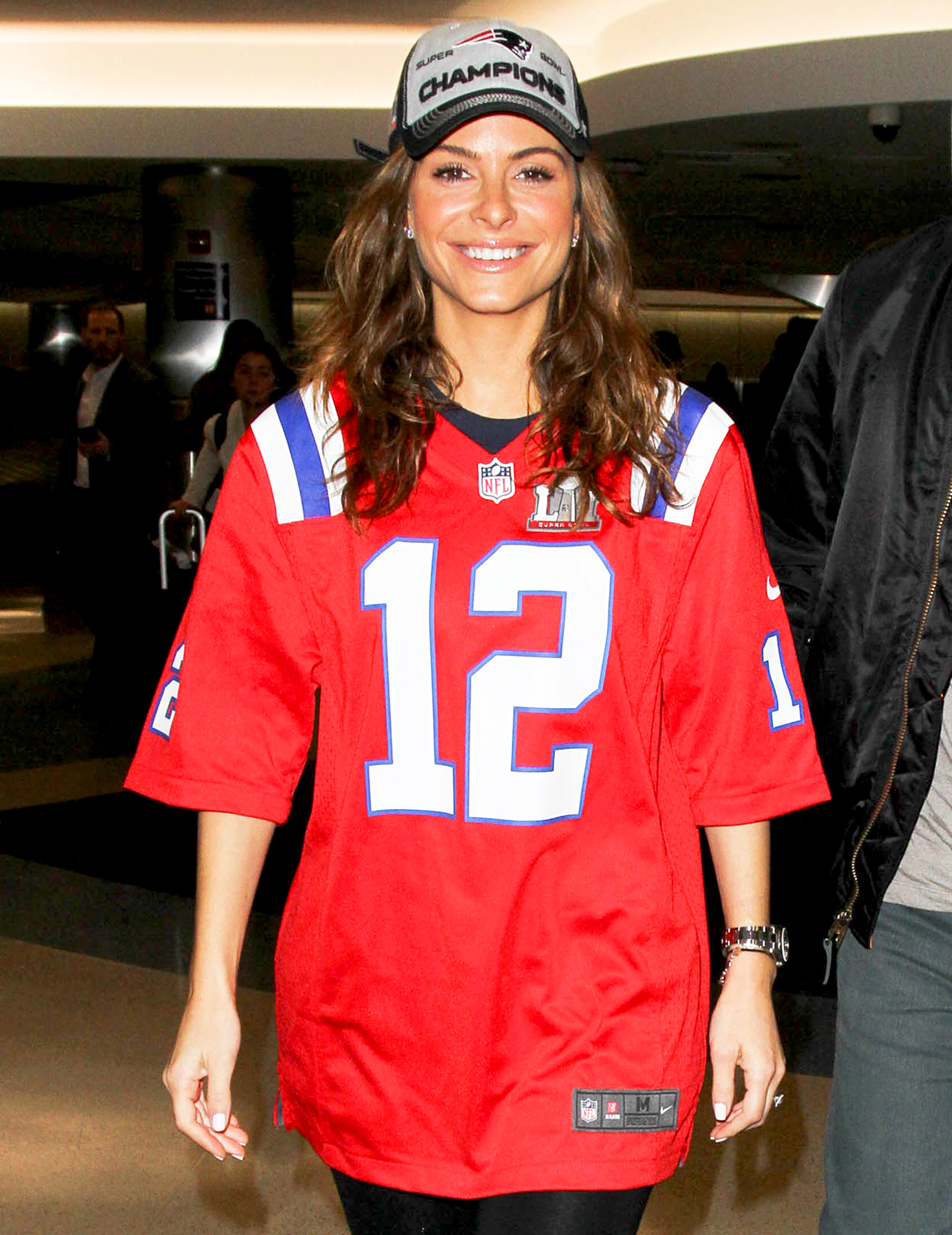 Maria Menounos wears her New England Patriots jersey at the Super