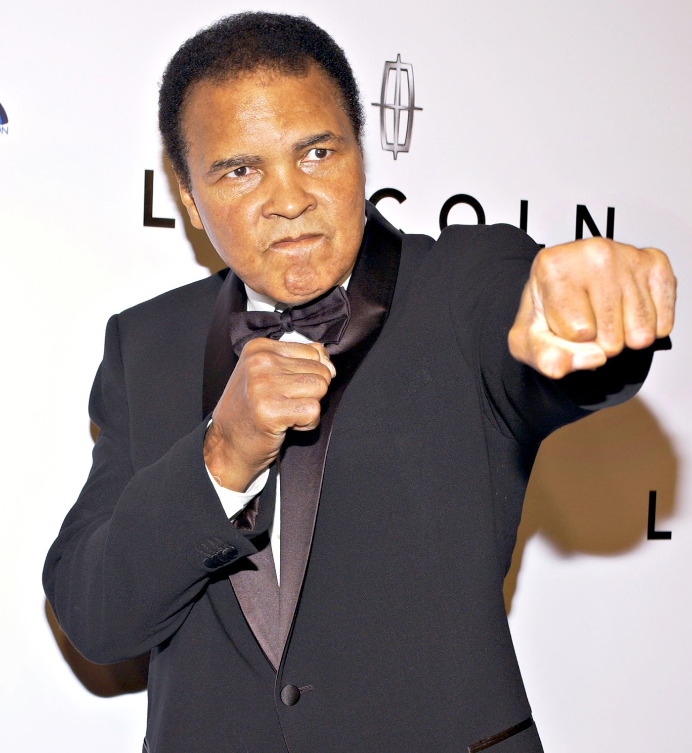 Muhammad Ali Dead Legendary Boxer Dies at 74