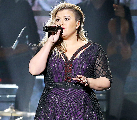 Kelly Clarkson's Duets Promo Spoofs American Idol - Us Weekly